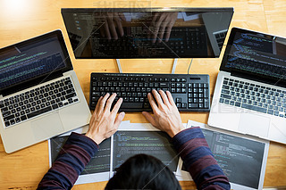 從簡筆畫到復(fù)雜系統(tǒng) 臺(tái)式電腦與計(jì)算機(jī)技術(shù)開發(fā)的演進(jìn)之路